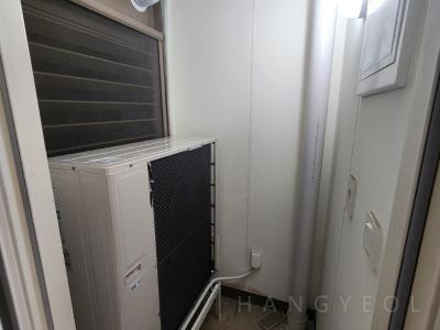 경상남도 창원시 마산회원구 합성동 롯데캐슬더퍼스트 시스템에어컨 실외기