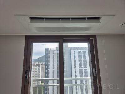 경상남도 양산시 물금읍 한양수자인더퍼스트 시스템에어컨 실내기