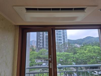 경상남도 김해시 율하동 율상마을푸르지오3단지아파트 시스템에어컨 실내기