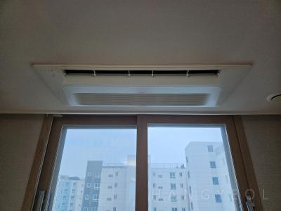 경기도 용인시 수지구 성복동 성복역롯데캐슬골드타운 시스템에어컨 실내기